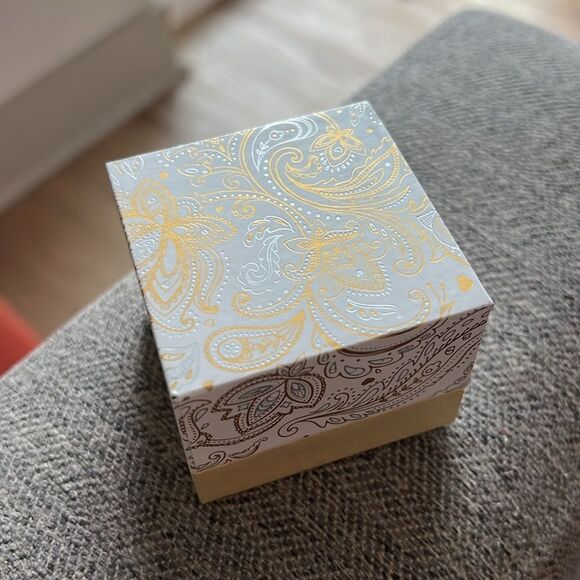 Charter Club • Glass Stone Ring Duo in Fine Silver Plate - Picture 4 of 6